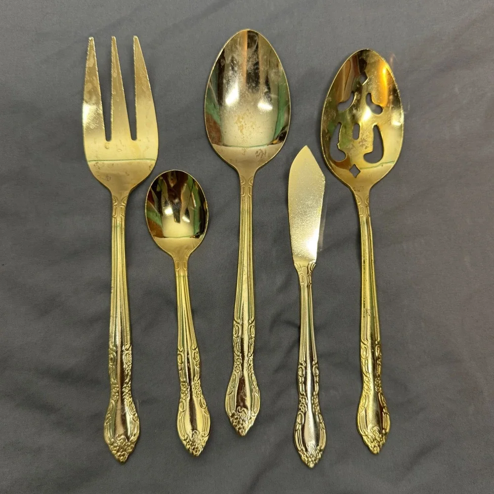 Unbranded Flatware Set 45pc Gold Tone Vintage 70s 80s Floral Stainless Service 8